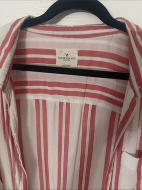 American Eagle Outfitters Women’s Pink and White Striped Button-Down Shirt